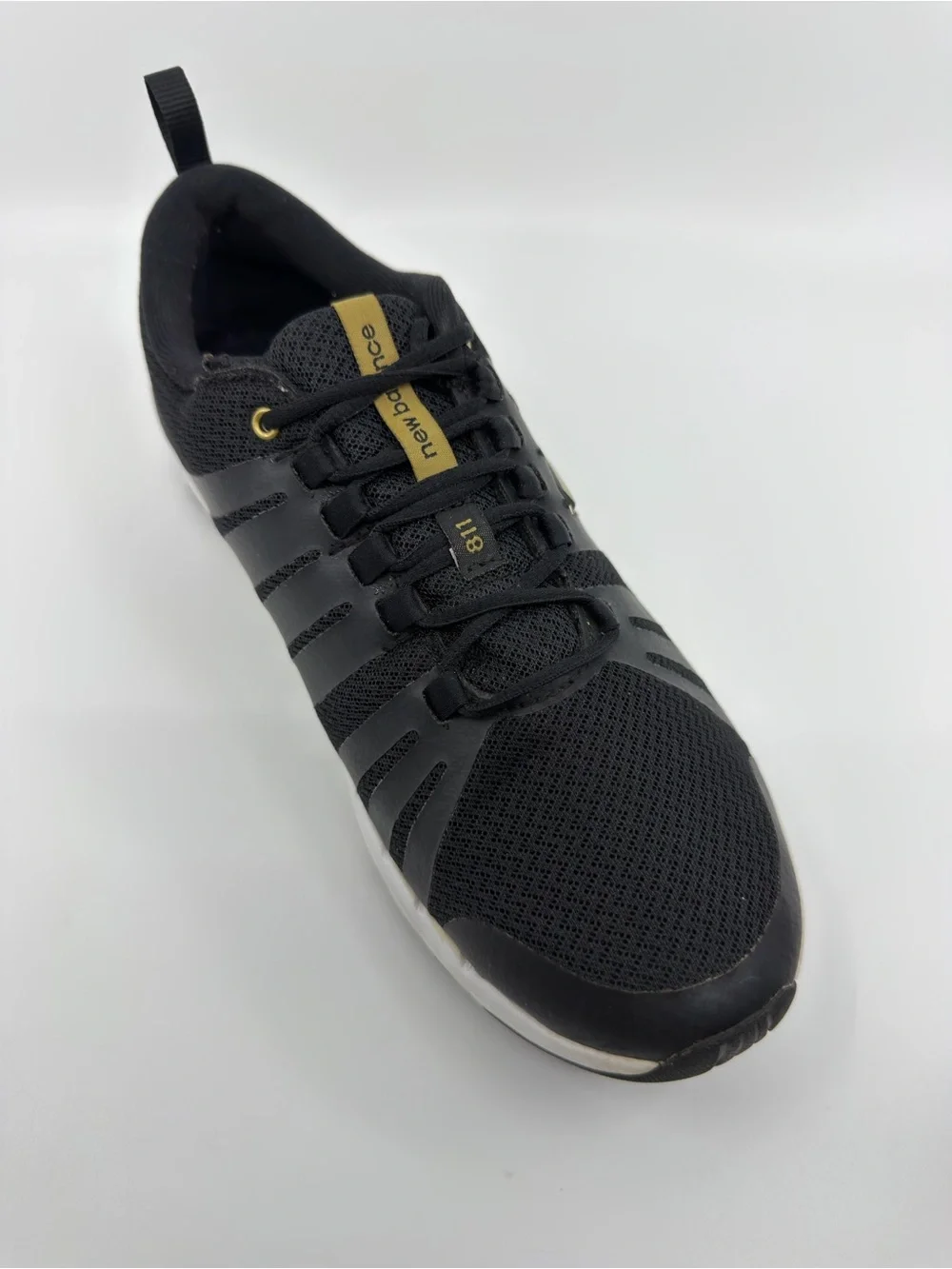 New Balance 811 trainers Color black mesh upper with gold metallic SZ 9
